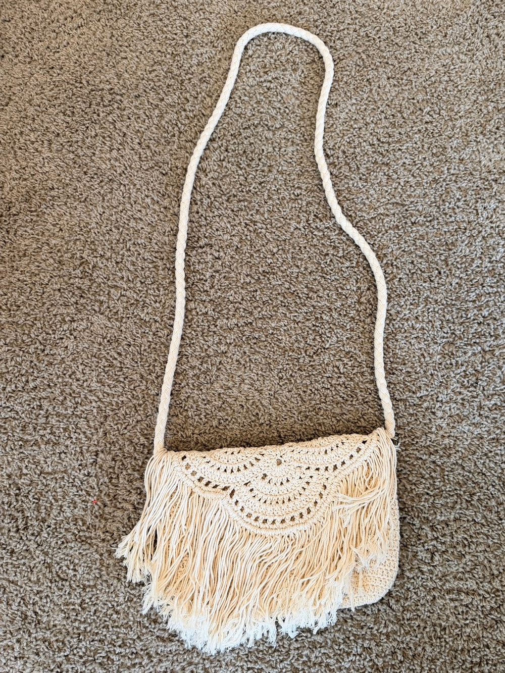 Beige Crochet Fringe Crossbody Bag - Picture 4 of 11